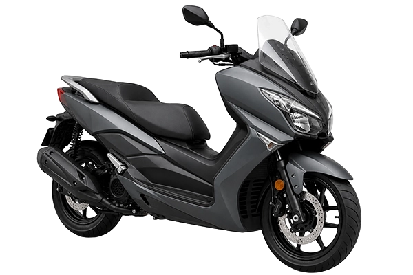 Scooter nero per pneumatici scooter